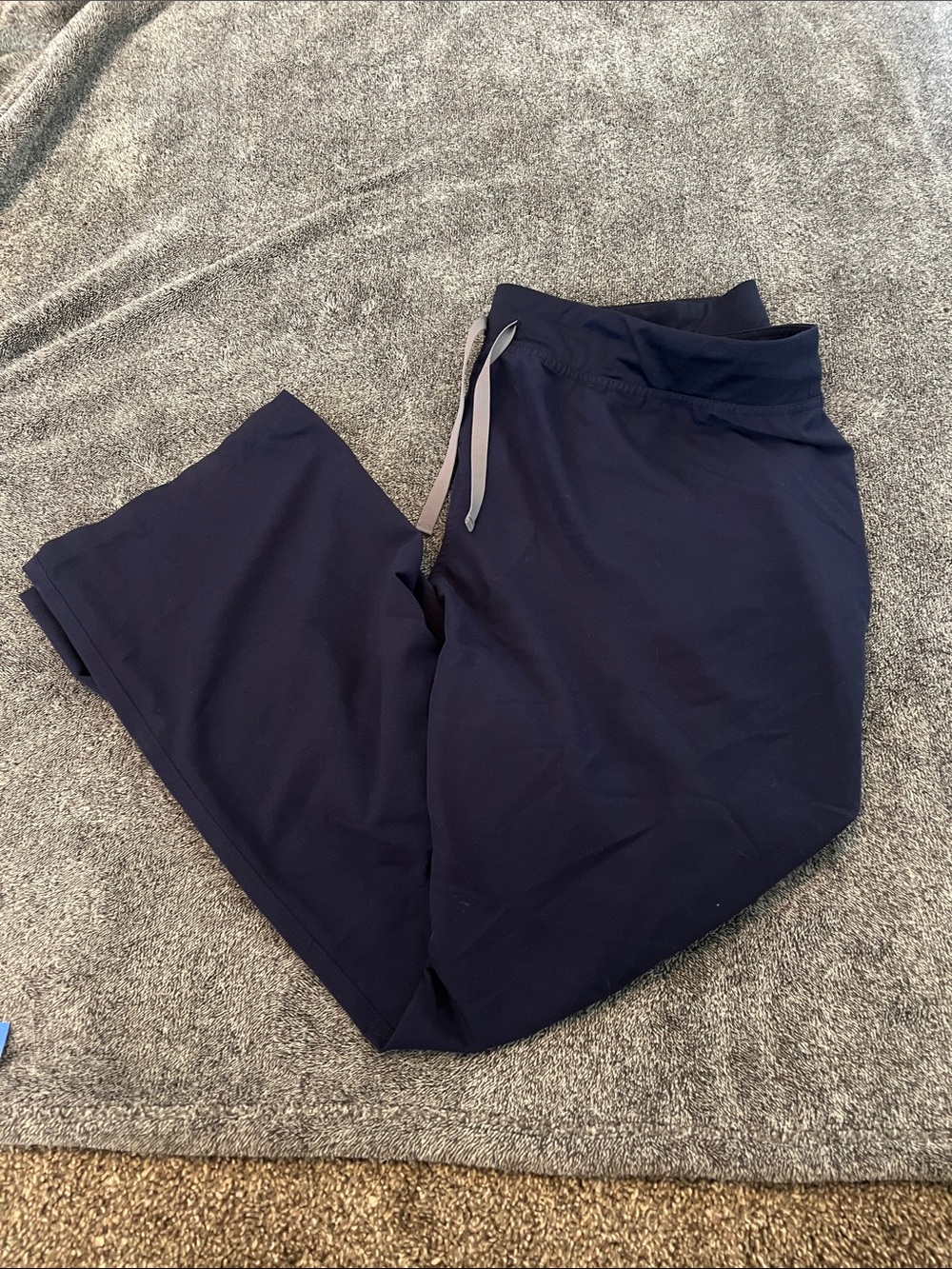 Figs women’s scrub pants